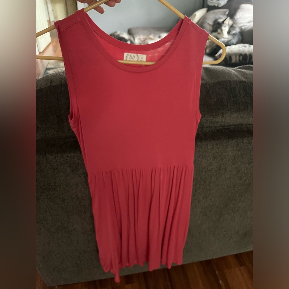⭐️Cute knee length dress with pockets⭐️